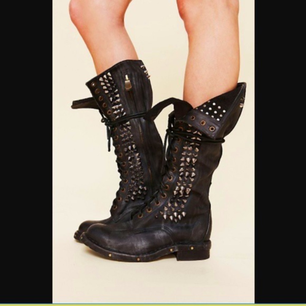 Jeffrey Campbell Seattle spiked boots size 6